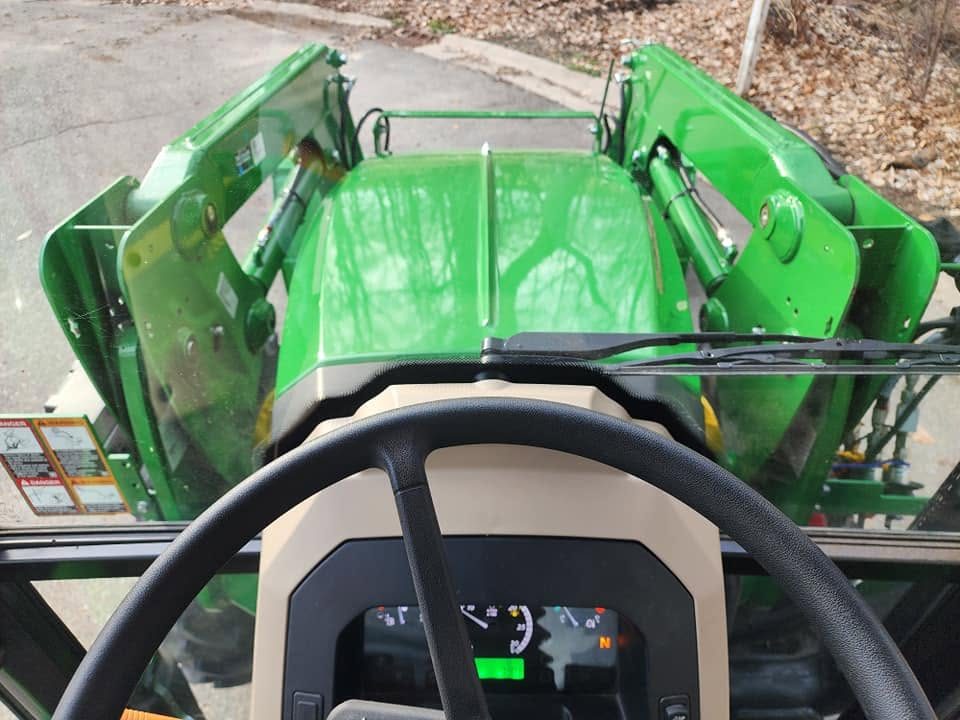 2021 John Deere 5065E Utility Cab photo 31